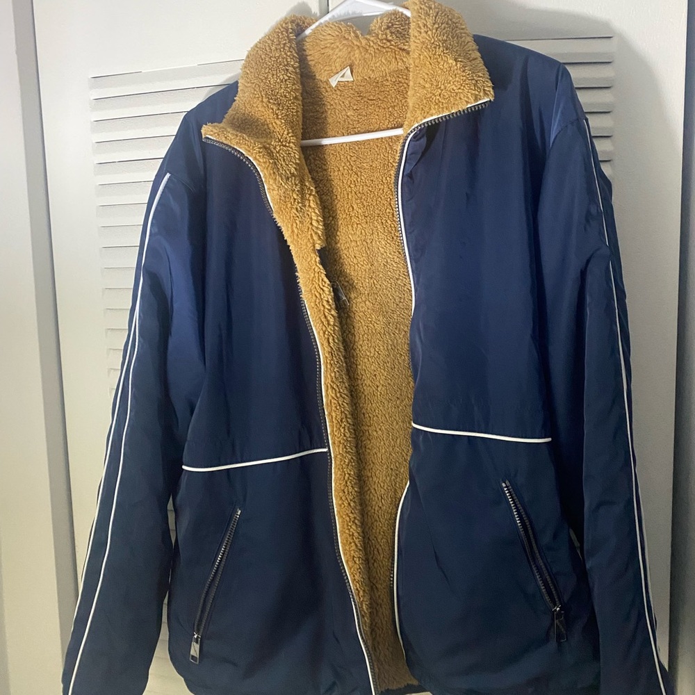 Hollister Navy and Tan Windbreaker